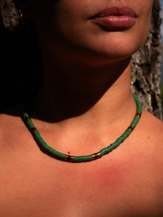 Collier Isis
